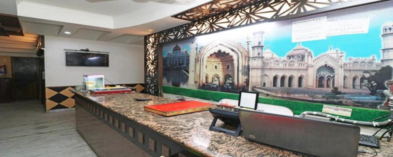 Europe Plaza Hotell Lucknow Eksteriør bilde